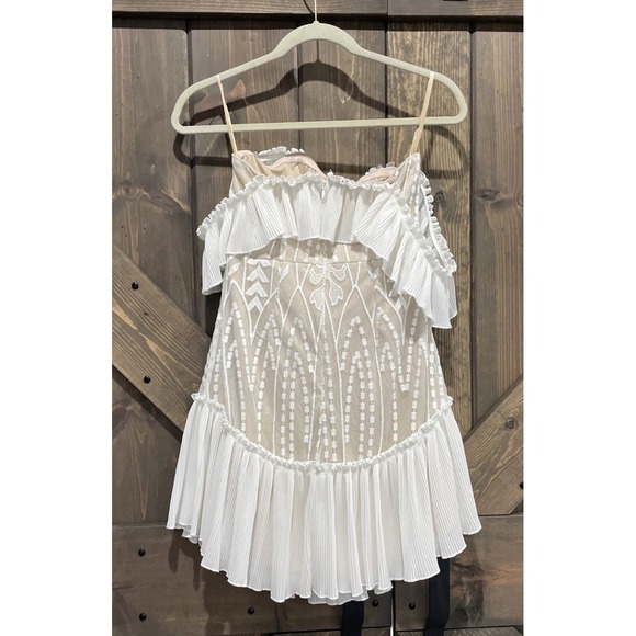 Saints + Secrets Ivory Sheer Overlay Lace Ruffled Off Shoulder‎ Dress Women's S - Picture 7 of 11